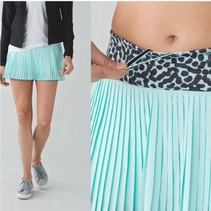 Lululemon Pleat To Street Skirt II Print Waistband Tranquil Blue Ace Spot Black